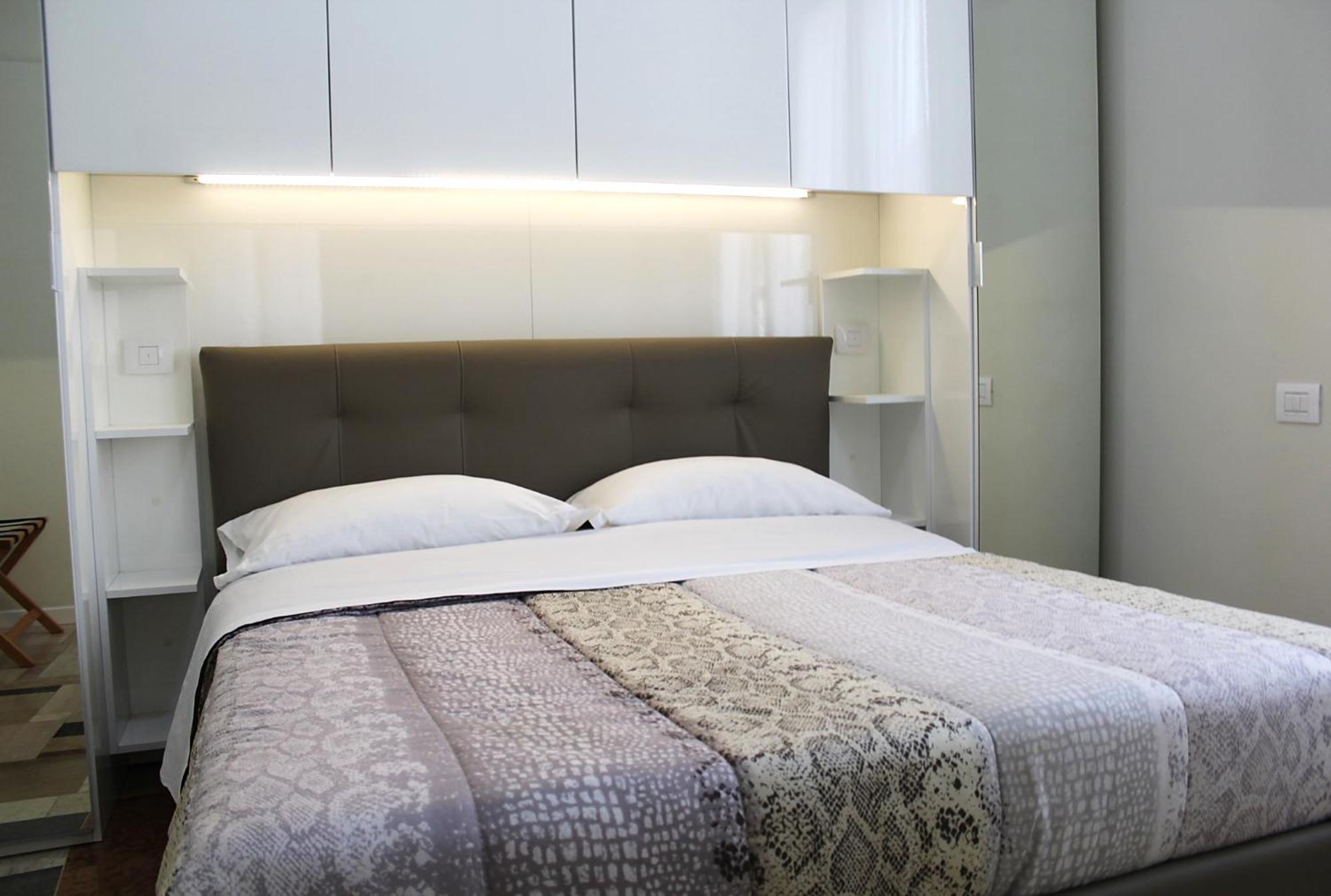 Apartments Porta Venezia - Milan Downtown ภายนอก รูปภาพ