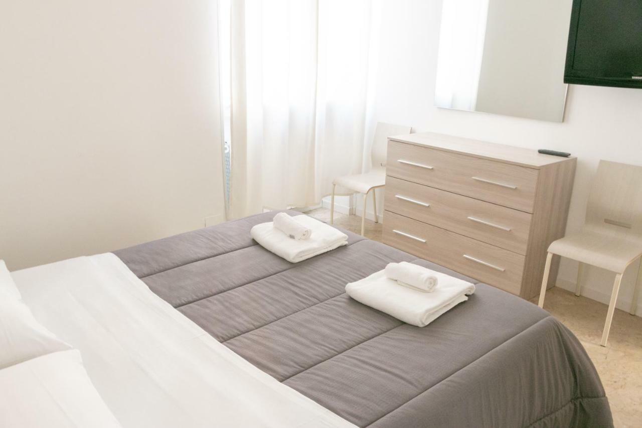 Apartments Porta Venezia - Milan Downtown ภายนอก รูปภาพ