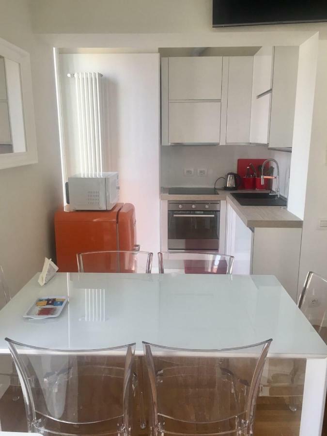 Apartments Porta Venezia - Milan Downtown ภายนอก รูปภาพ