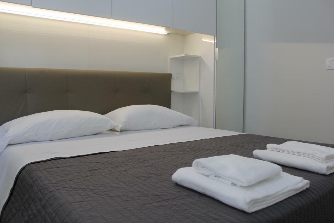 Apartments Porta Venezia - Milan Downtown ภายนอก รูปภาพ